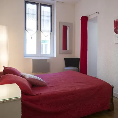 Le Carnot Apartment *